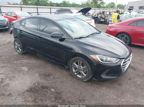 5NPD84LF3JH226345 2018 HYUNDAI ELANTRA - Image 1