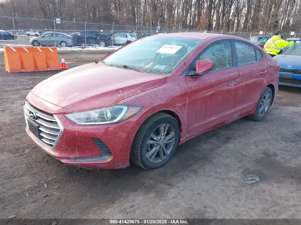 5NPD84LF3JH227270 2018 HYUNDAI ELANTRA - Image 2