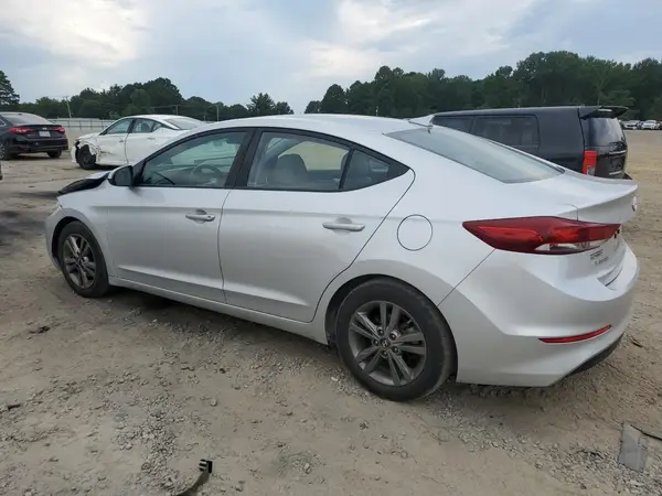 5NPD84LF3JH227852 2018 HYUNDAI ELANTRA - Image 2