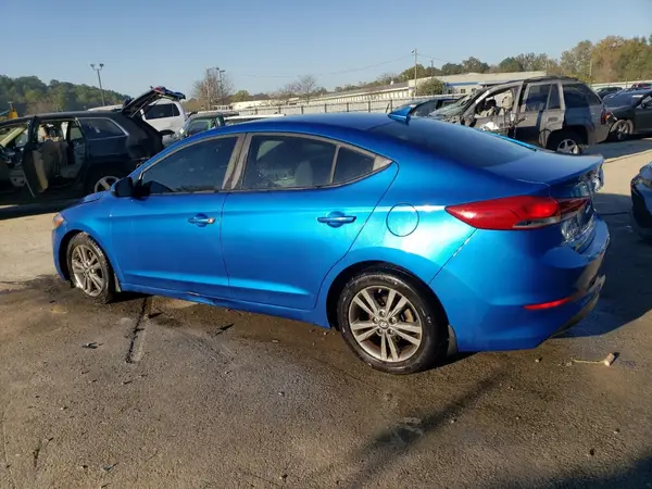 5NPD84LF3JH228242 2018 HYUNDAI ELANTRA - Image 2