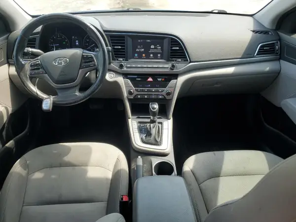 5NPD84LF3JH230220 2018 HYUNDAI ELANTRA - Image 8