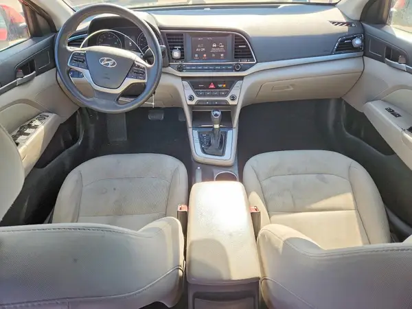 5NPD84LF3JH230783 2018 HYUNDAI ELANTRA - Image 8