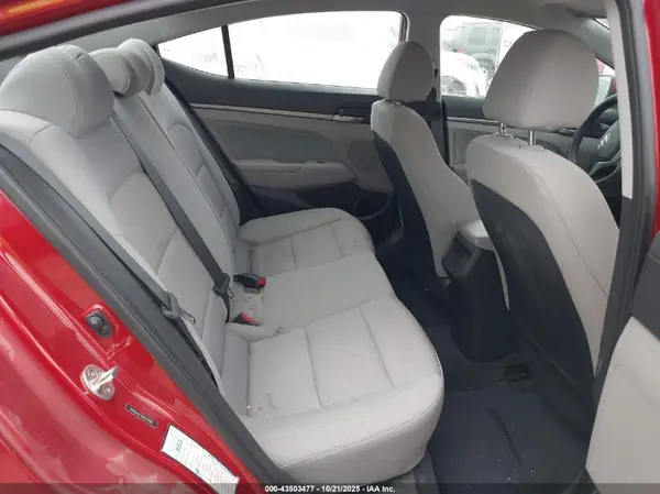 5NPD84LF3JH231688 2018 HYUNDAI ELANTRA - Image 8