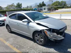 5NPD84LF3JH231870 2018 HYUNDAI ELANTRA
