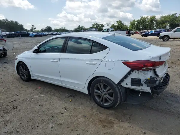 5NPD84LF3JH232646 2018 HYUNDAI ELANTRA - Image 2