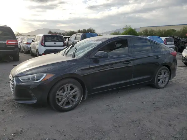 5NPD84LF3JH236163 2018 HYUNDAI ELANTRA - Image 1