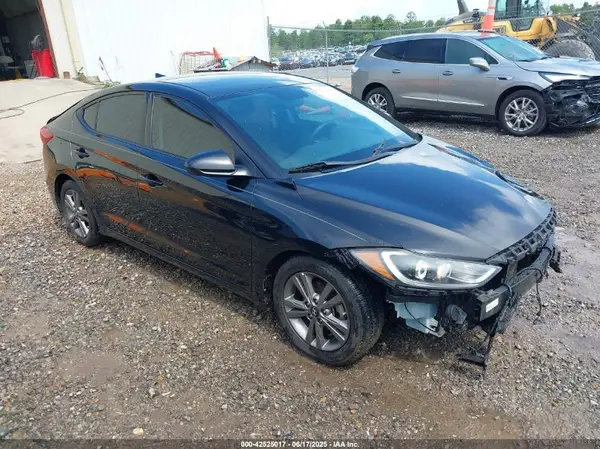 5NPD84LF3JH236325 2018 HYUNDAI ELANTRA - Image 1