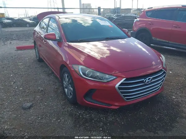 5NPD84LF3JH238026 2018 HYUNDAI ELANTRA - Image 1