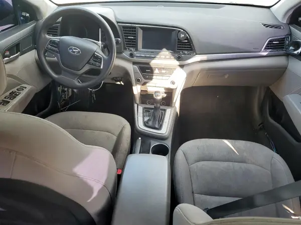 5NPD84LF3JH240102 2018 HYUNDAI ELANTRA - Image 8