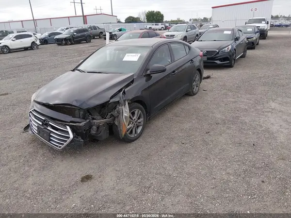 5NPD84LF3JH240231 2018 HYUNDAI ELANTRA - Image 2