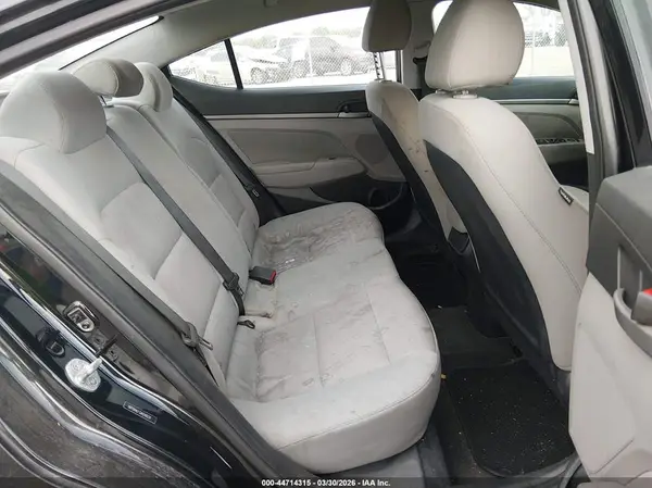 5NPD84LF3JH240231 2018 HYUNDAI ELANTRA - Image 8