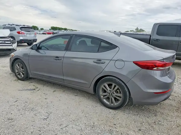 5NPD84LF3JH240617 2018 HYUNDAI ELANTRA - Image 2