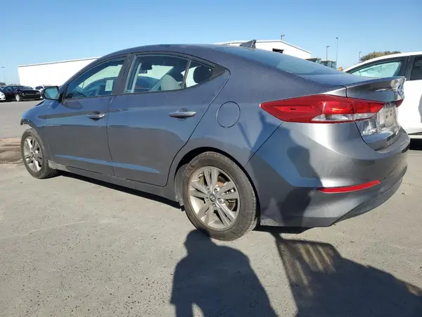 5NPD84LF3JH241234 2018 HYUNDAI ELANTRA - Image 2