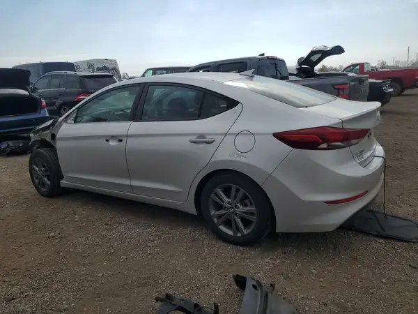 5NPD84LF3JH241668 2018 HYUNDAI ELANTRA - Image 2