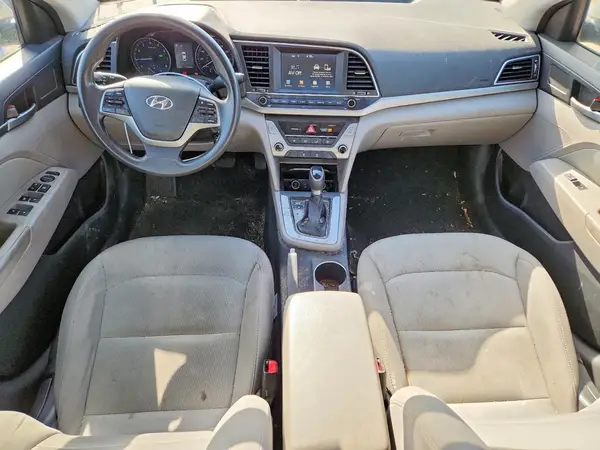 5NPD84LF3JH243887 2018 HYUNDAI ELANTRA - Image 8
