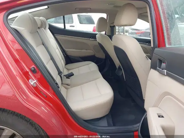 5NPD84LF3JH245980 2018 HYUNDAI ELANTRA - Image 8