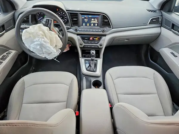 5NPD84LF3JH247082 2018 HYUNDAI ELANTRA - Image 8