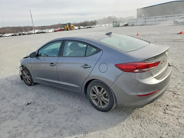 5NPD84LF3JH247146 2018 HYUNDAI ELANTRA - Image 2
