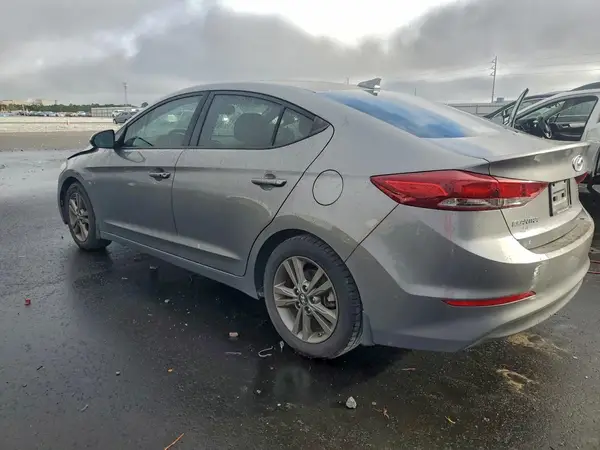 5NPD84LF3JH247163 2018 HYUNDAI ELANTRA - Image 2
