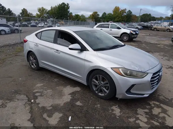 5NPD84LF3JH247731 2018 HYUNDAI ELANTRA - Image 1