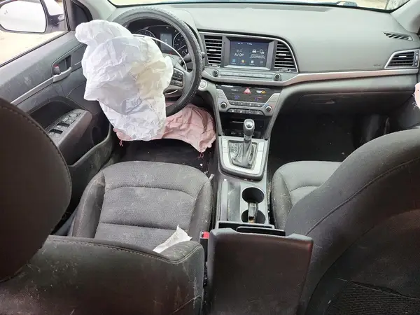 5NPD84LF3JH248135 2018 HYUNDAI ELANTRA - Image 8