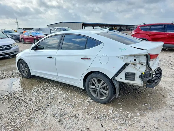 5NPD84LF3JH248166 2018 HYUNDAI ELANTRA - Image 2