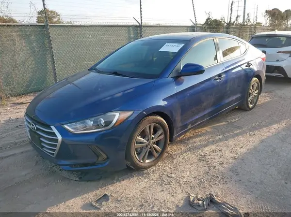 5NPD84LF3JH250080 2018 HYUNDAI ELANTRA - Image 2