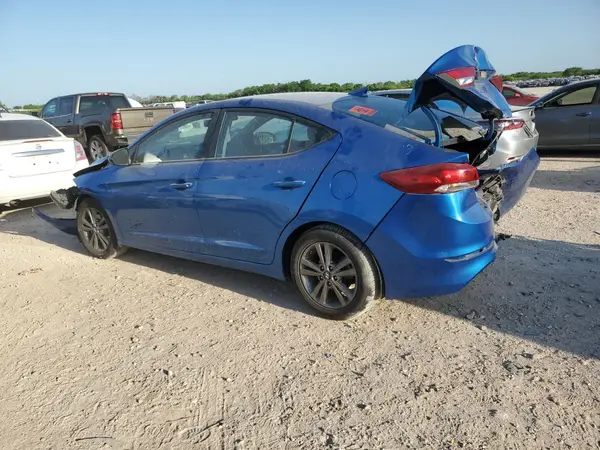 5NPD84LF3JH251861 2018 HYUNDAI ELANTRA - Image 2