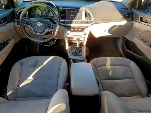 5NPD84LF3JH252797 2018 HYUNDAI ELANTRA - Image 8