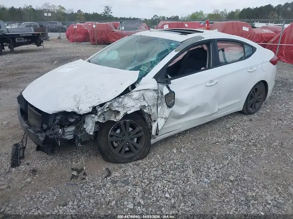 5NPD84LF3JH252850 2018 HYUNDAI ELANTRA - Image 2