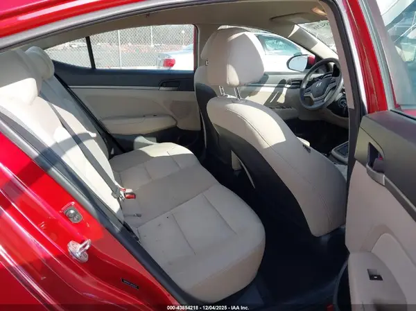 5NPD84LF3JH253030 2018 HYUNDAI ELANTRA - Image 8