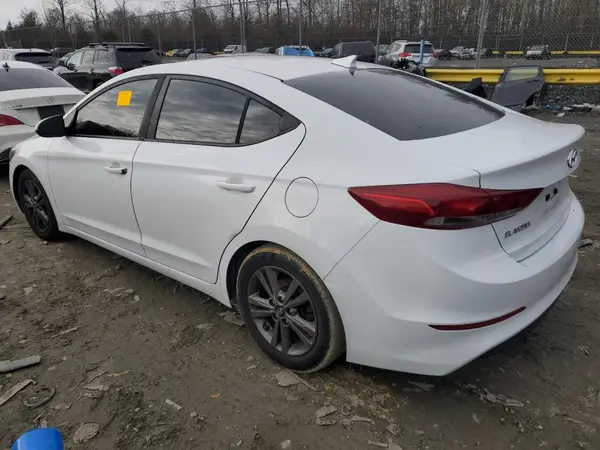 5NPD84LF3JH253576 2018 HYUNDAI ELANTRA - Image 2