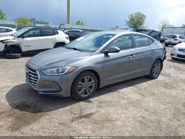 5NPD84LF3JH254498 2018 HYUNDAI ELANTRA - Image 2