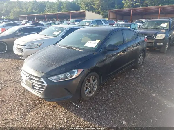 5NPD84LF3JH254808 2018 HYUNDAI ELANTRA - Image 2