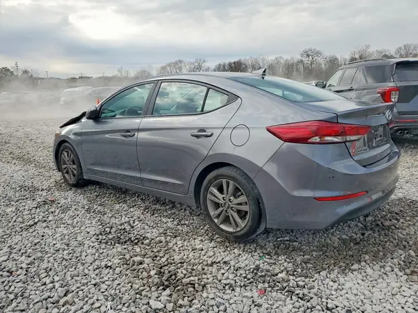 5NPD84LF3JH255828 2018 HYUNDAI ELANTRA - Image 2