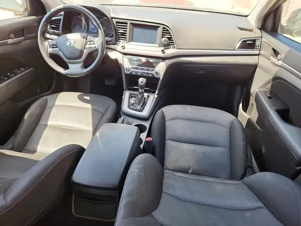 5NPD84LF3JH259300 2018 HYUNDAI ELANTRA - Image 8