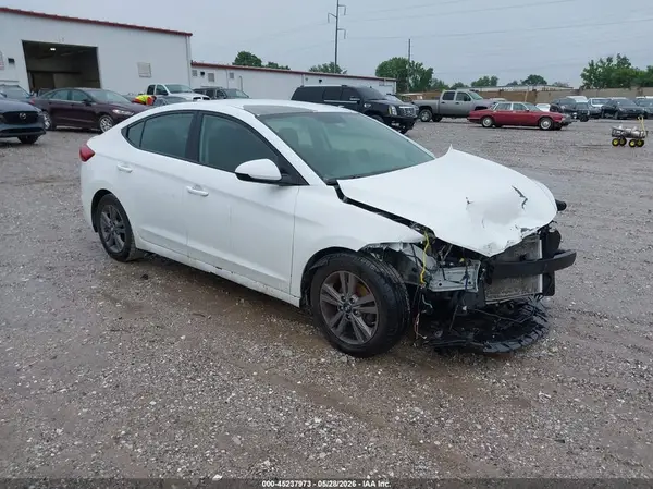 5NPD84LF3JH261550 2018 HYUNDAI ELANTRA - Image 1