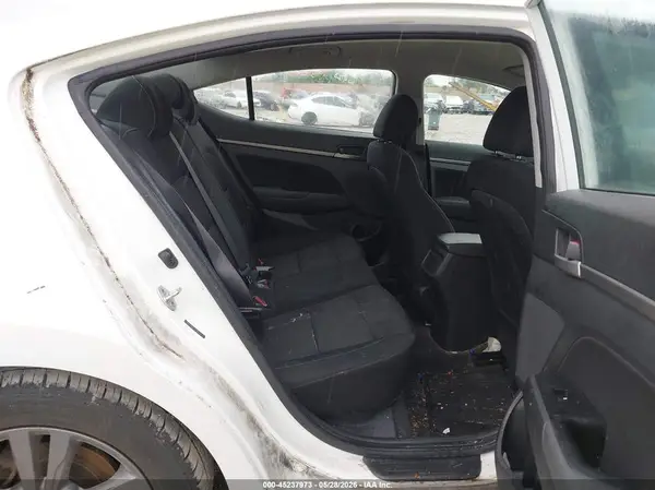 5NPD84LF3JH261550 2018 HYUNDAI ELANTRA - Image 8