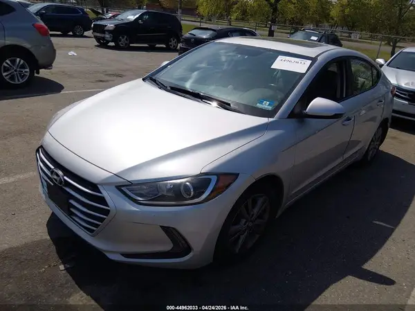5NPD84LF3JH263976 2018 HYUNDAI ELANTRA - Image 2