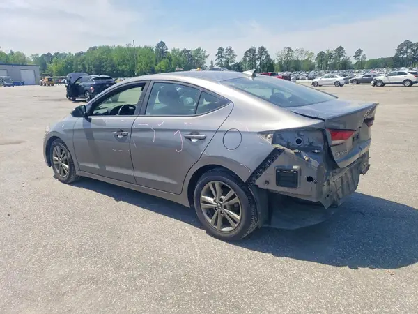 5NPD84LF3JH265355 2018 HYUNDAI ELANTRA - Image 2