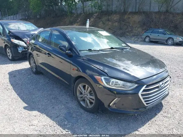 5NPD84LF3JH266098 2018 HYUNDAI ELANTRA - Image 1