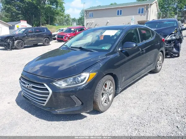 5NPD84LF3JH266098 2018 HYUNDAI ELANTRA - Image 2