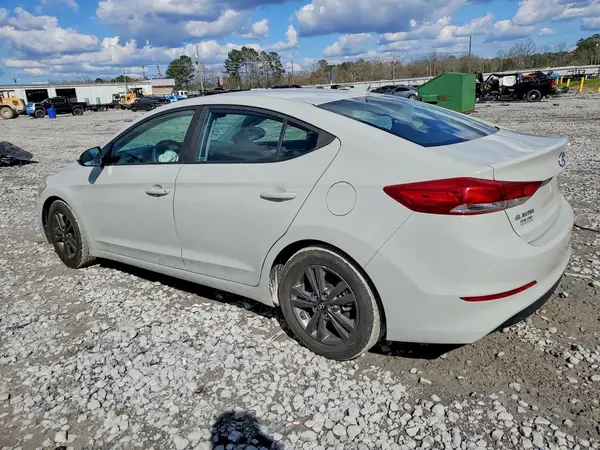 5NPD84LF3JH266392 2018 HYUNDAI ELANTRA - Image 2