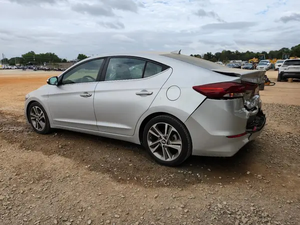 5NPD84LF3JH268403 2018 HYUNDAI ELANTRA - Image 2