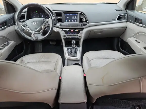 5NPD84LF3JH268403 2018 HYUNDAI ELANTRA - Image 8