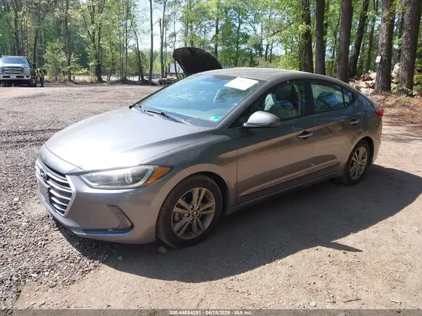 5NPD84LF3JH268966 2018 HYUNDAI ELANTRA - Image 2