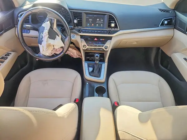 5NPD84LF3JH271284 2018 HYUNDAI ELANTRA - Image 8