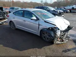 5NPD84LF3JH271351 2018 HYUNDAI ELANTRA