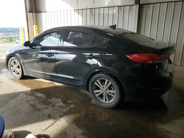5NPD84LF3JH271446 2018 HYUNDAI ELANTRA - Image 2