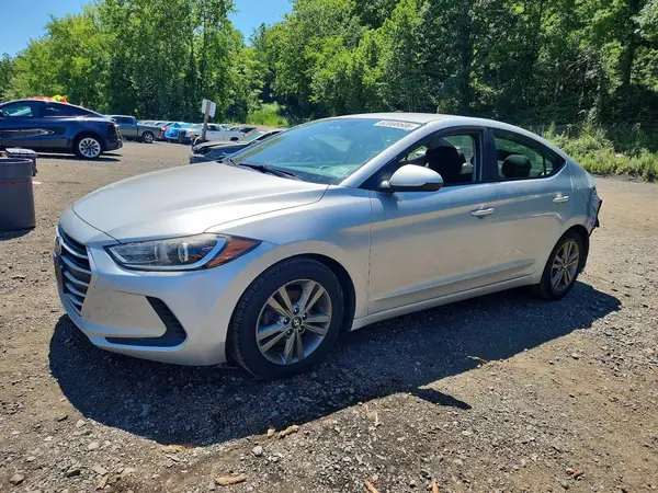 5NPD84LF3JH275786 2018 HYUNDAI ELANTRA - Image 1